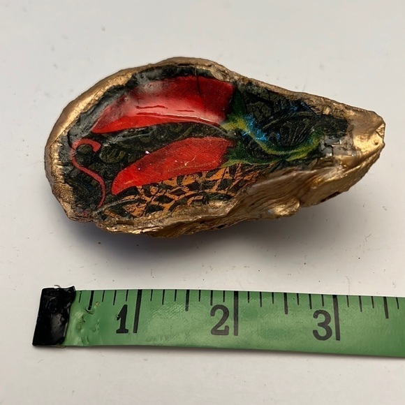 Handmade Resin Oyster Art Shell Trinket Ring Dish - Picture 2 of 5